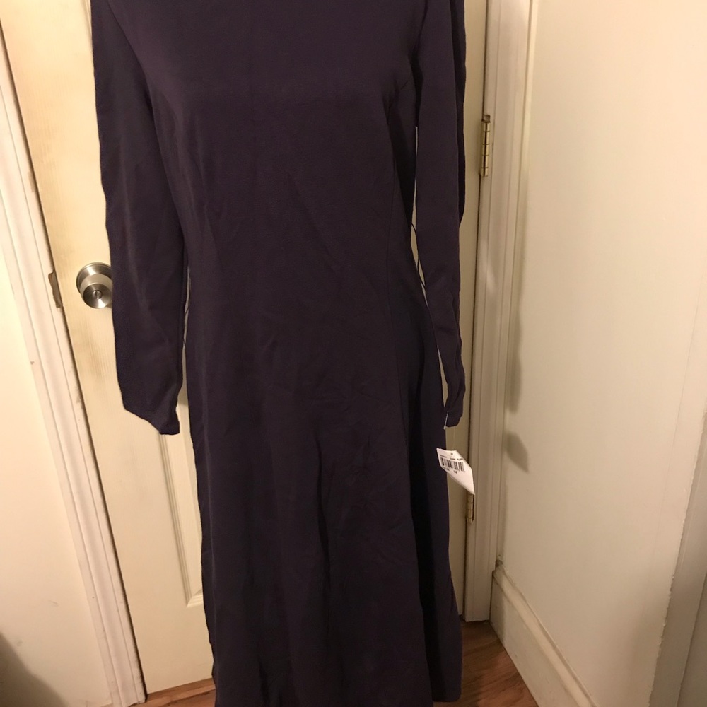 Dress - Picture 6 of 7